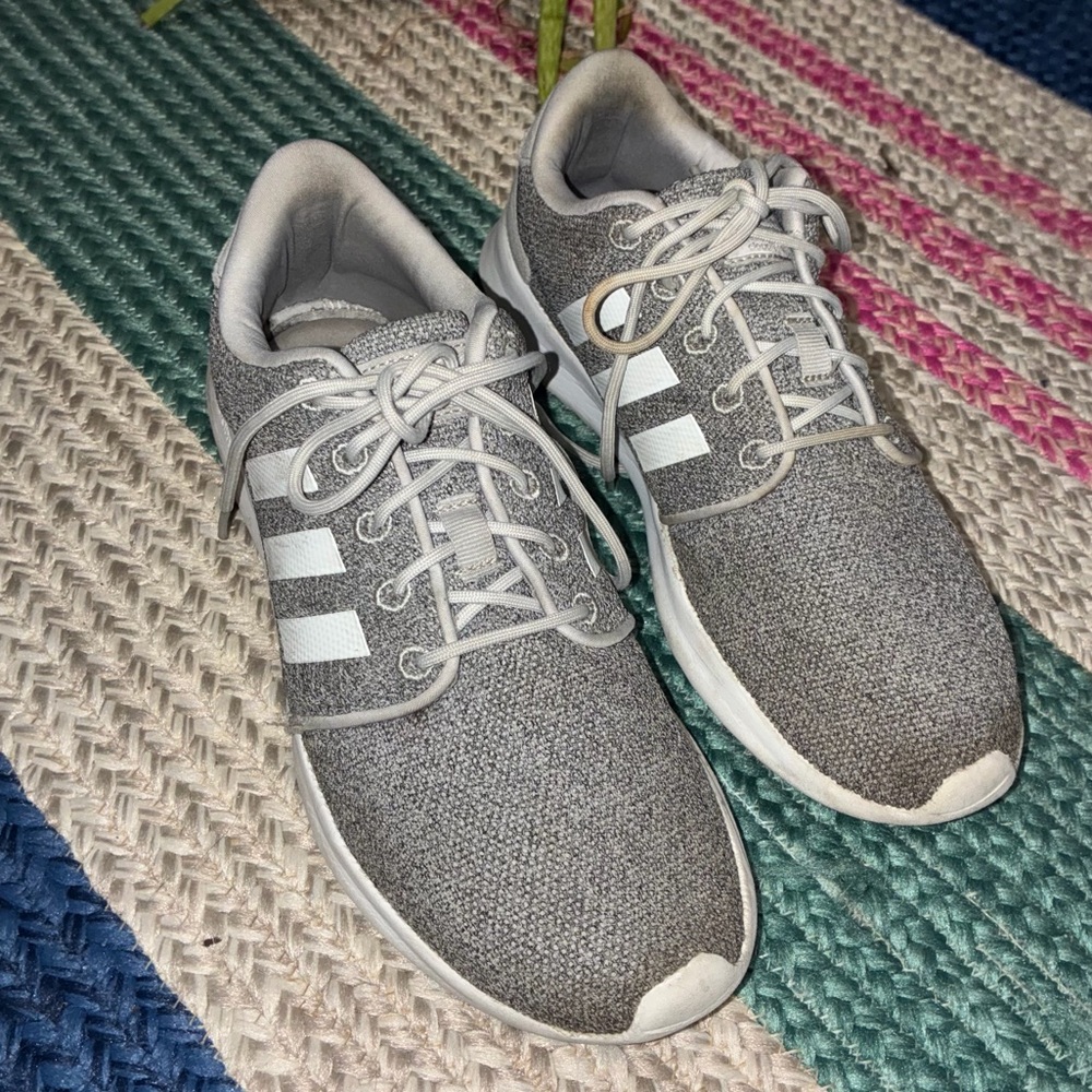 ADIDAS Gray and White Knit Runner Sneakers 7.5 women